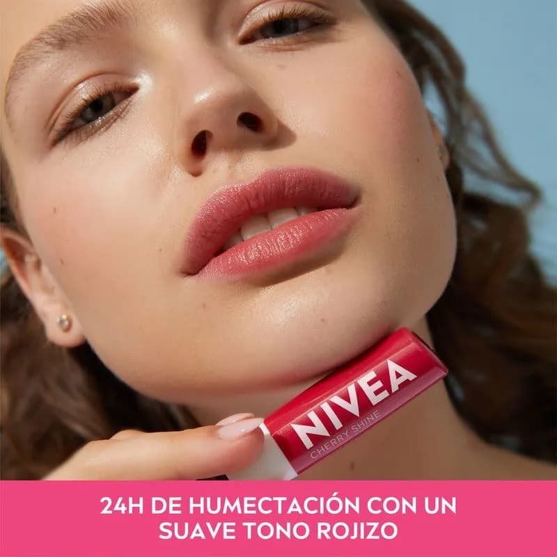 Protector Labial Humectante Nivea Cherry Shine Para Todo Tipo De Piel x 4,8grs.
