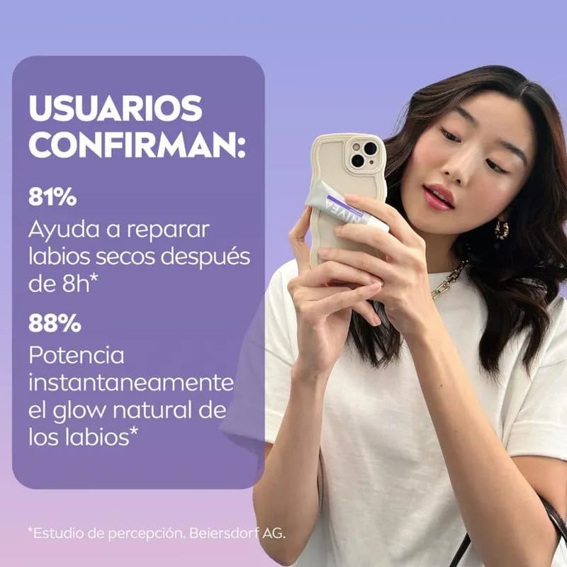 NIVEA Bálsamo labial Lip Glow con Ácido Hialurónico x 10ml.
