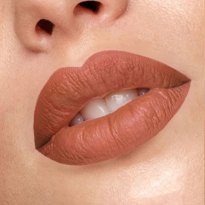Labial Líquido Vogue Resist Tono Cálida