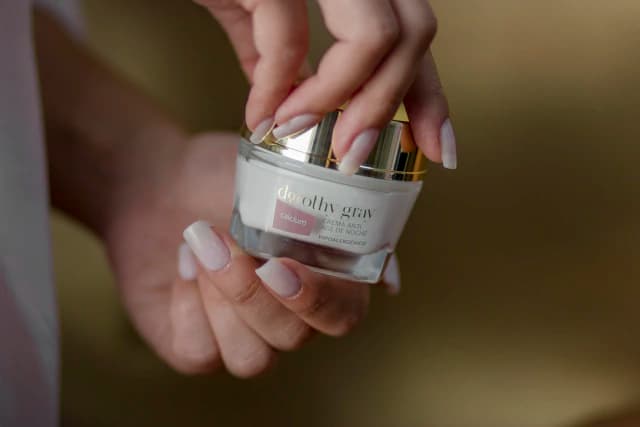 DOROTHY GRAY Crema Anti-age de Noche Calcium x 50grs.
