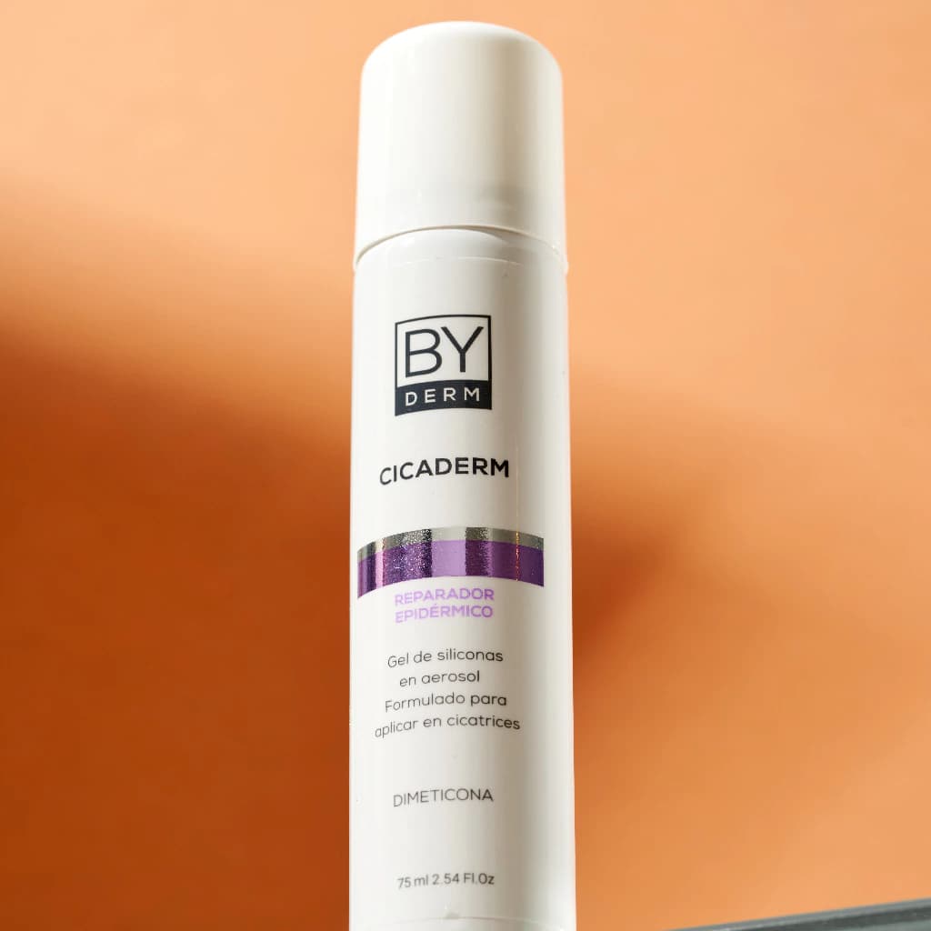 BY DERM Cicaderm Reparador Epidérmico Gel De Siliconas Aerosol x 75ml.